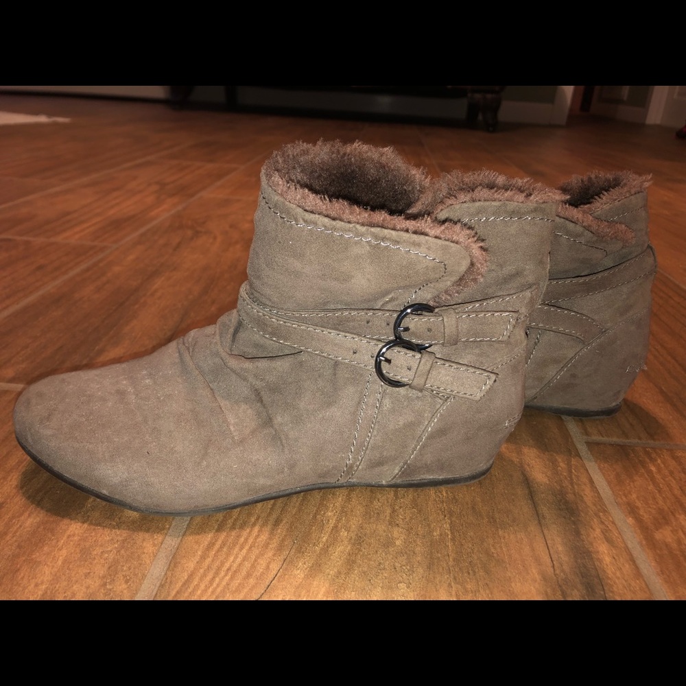 Booties - Picture 2 of 4